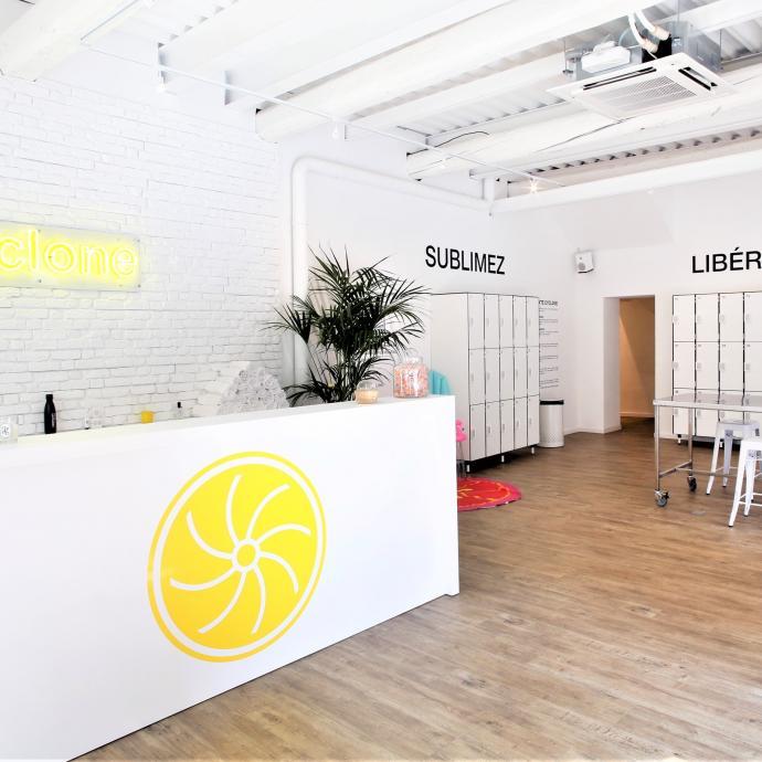 Un studio d’Indoor Cycling juste en face de l’hôtel !